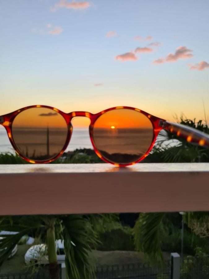 Paradis Au Soleil, Vue Panoramique Sur Mer Bouillante Esterno foto