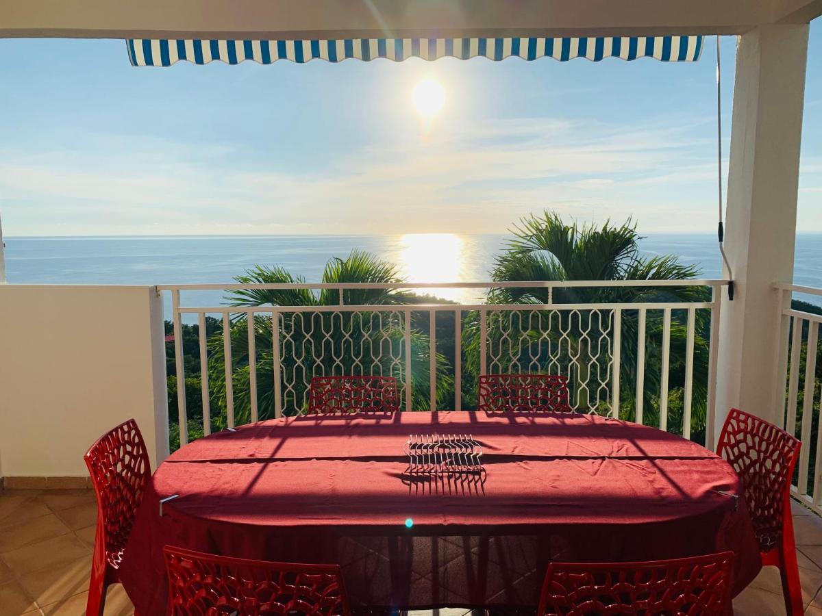 Paradis Au Soleil, Vue Panoramique Sur Mer Bouillante Esterno foto