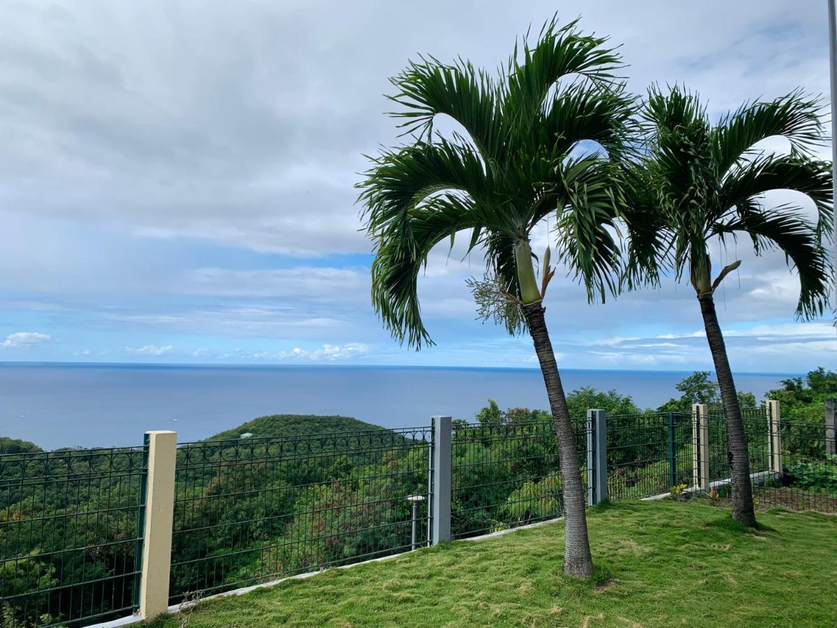 Paradis Au Soleil, Vue Panoramique Sur Mer Bouillante Esterno foto